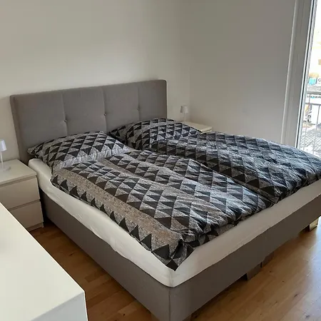 Helle, Gemuetliche 2-zimmerwohnung In *